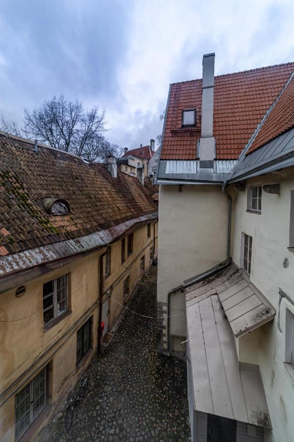 Roofs Of The Old Tallinn Guest House Kültér fotó